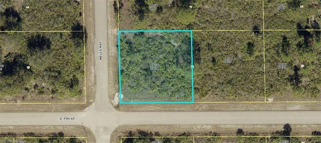 LEHIGH ACRES - Land