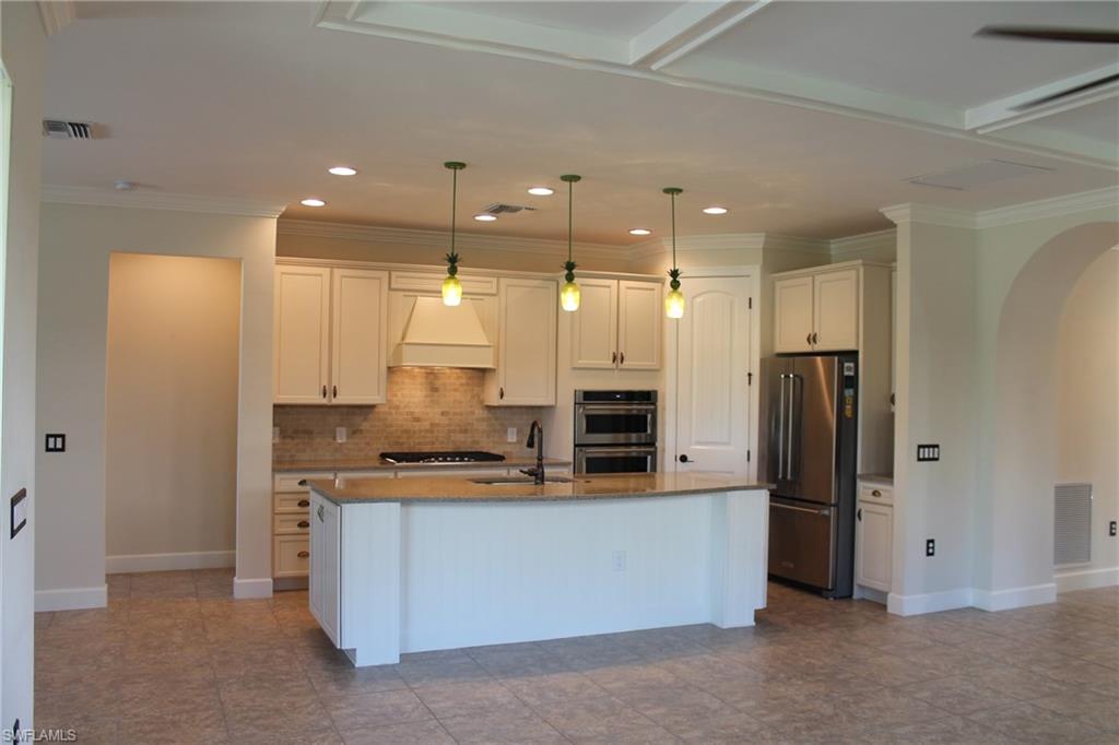 WINDING CYPRESS - Residential