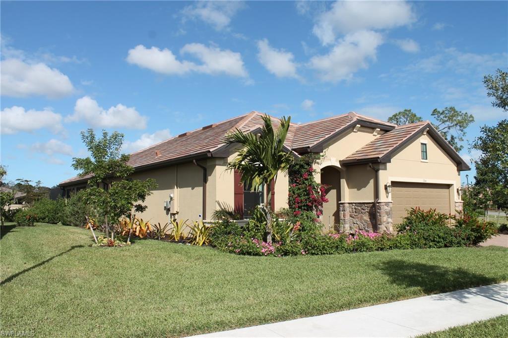 WINDING CYPRESS - Residential