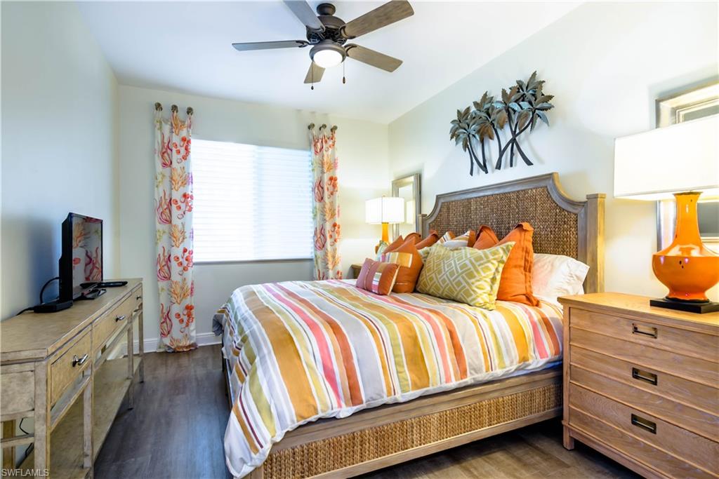 NAPLES BAY RESORT - Residential