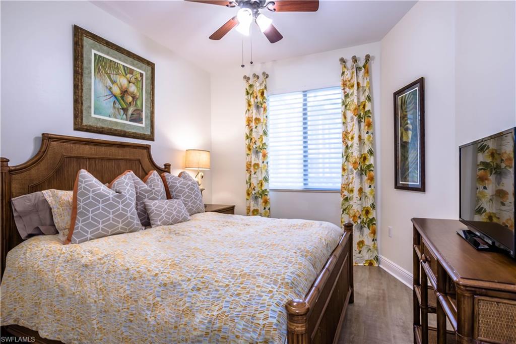 NAPLES BAY RESORT - Residential