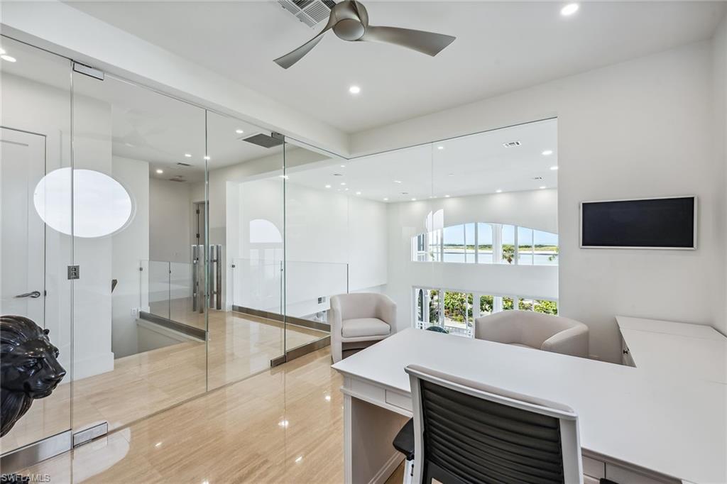 HIDEAWAY BEACH - Residential
