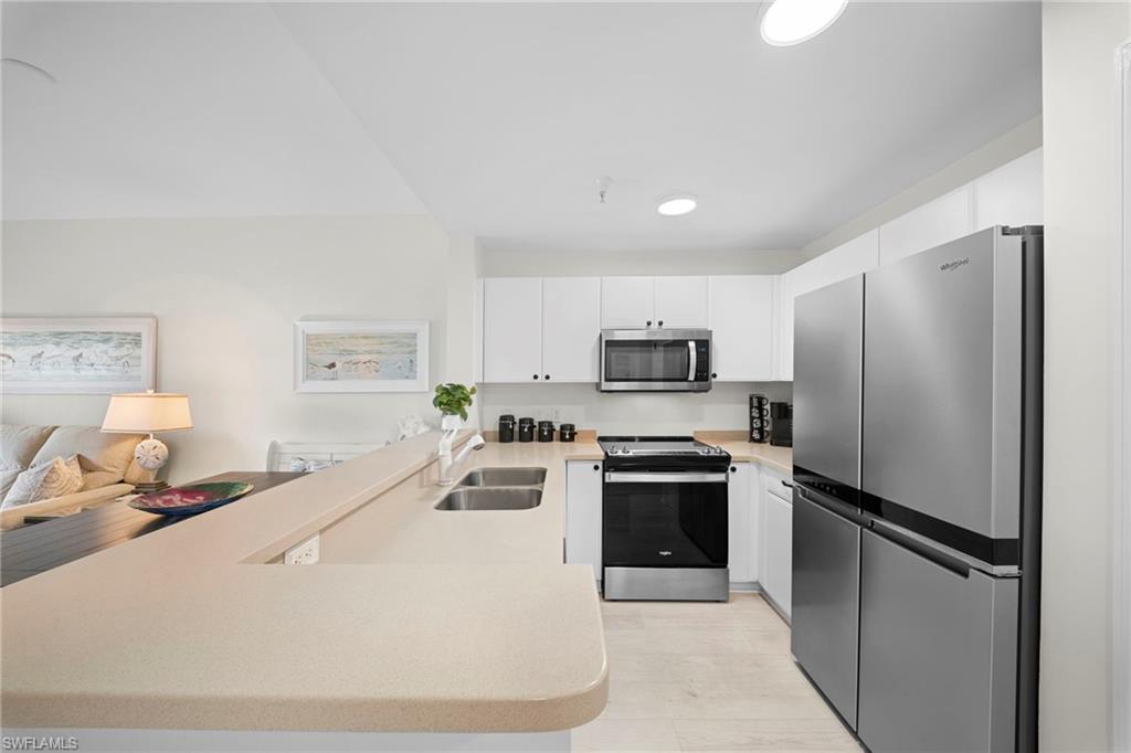 BOTANICAL PLACE - Residential