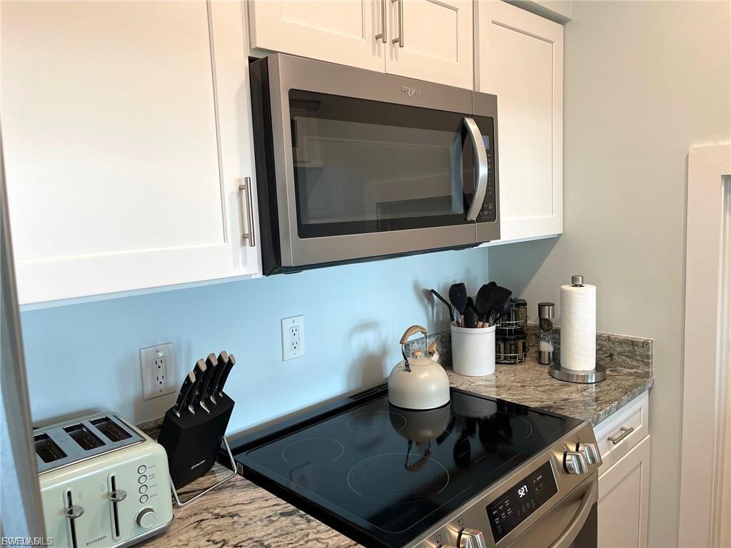 BEACH VILLAS OF UPPER CAPTIVA CONDOMINIUM - Residential