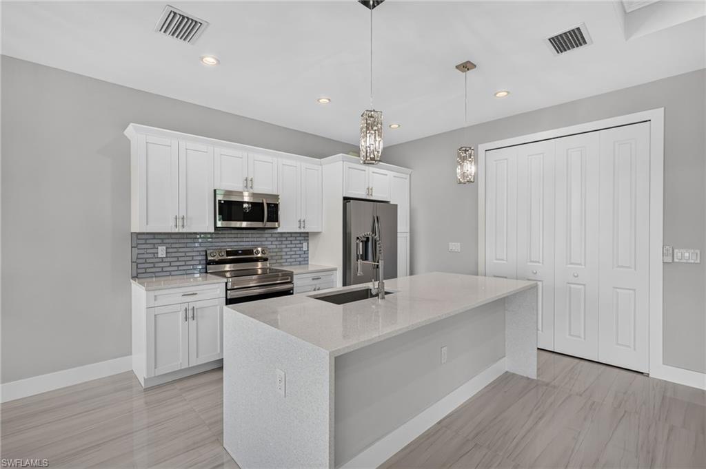 LEHIGH ACRES - Residential Income