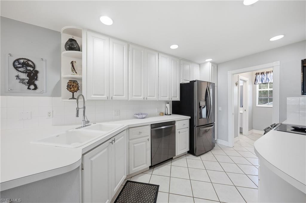 THE COVE - Residential