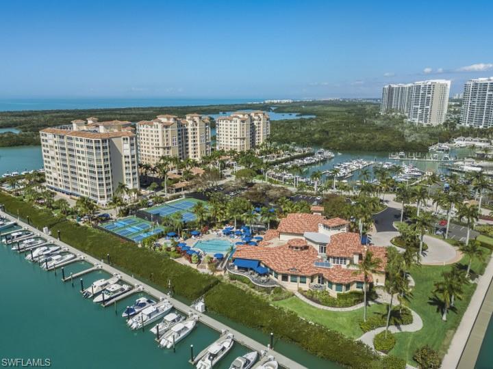 AQUA - Residential