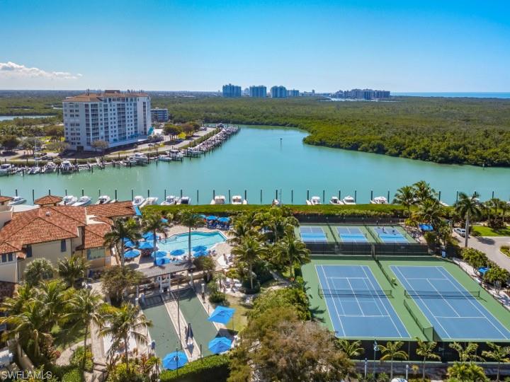 AQUA - Residential