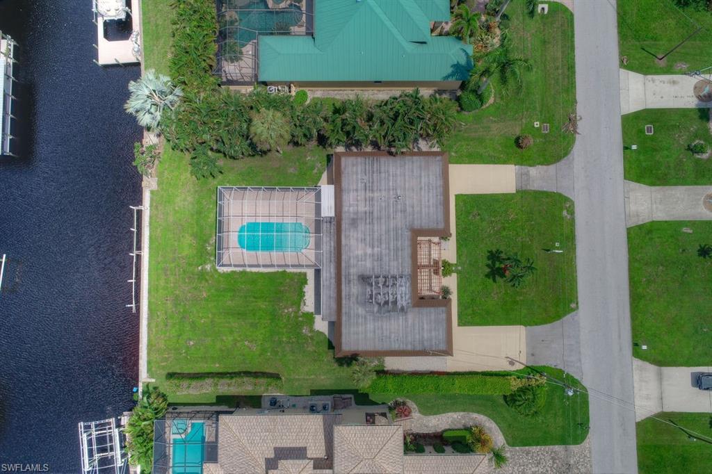 IMPERIAL SHORES - Residential