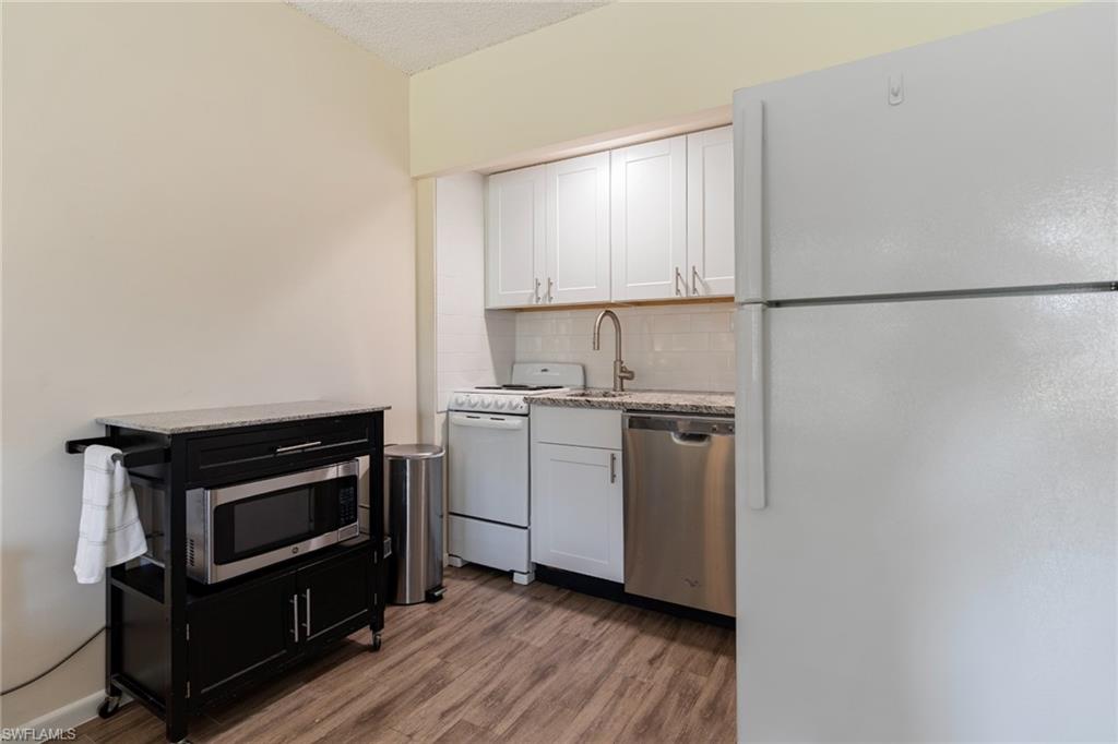 AQUARIUS APTS OF MARCO ISLAND - Residential