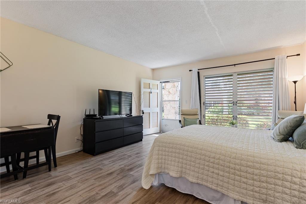 AQUARIUS APTS OF MARCO ISLAND - Residential