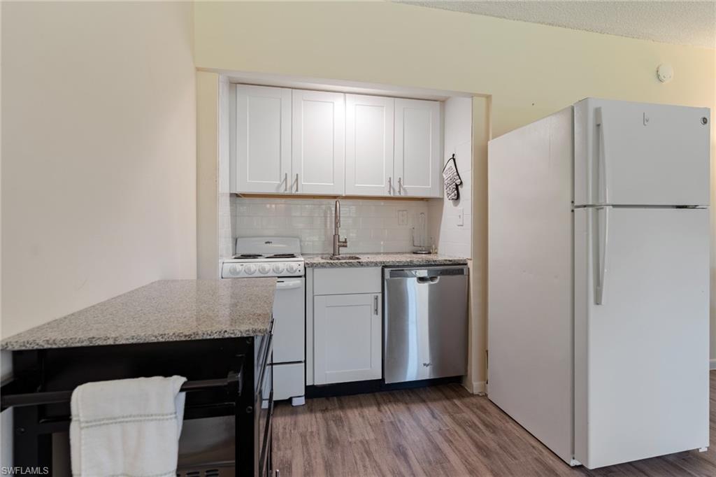 AQUARIUS APTS OF MARCO ISLAND - Residential