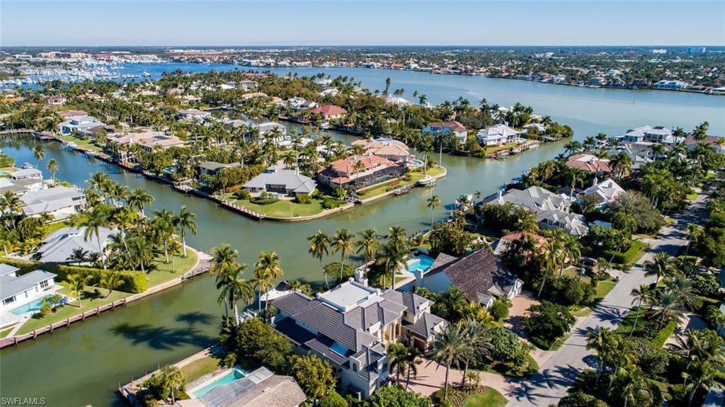 AQUALANE SHORES - Land
