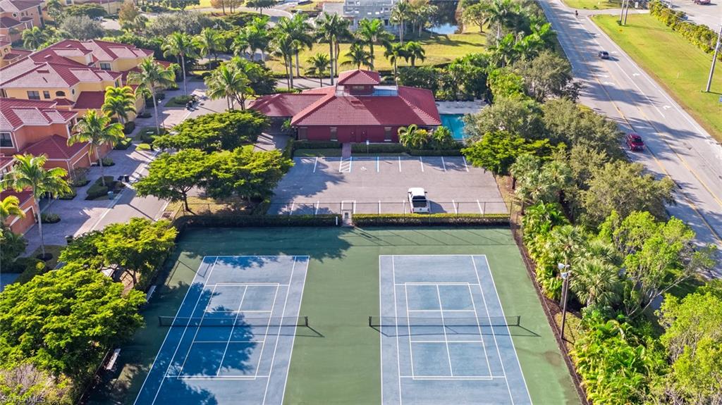 PRENTISS POINTE - Residential