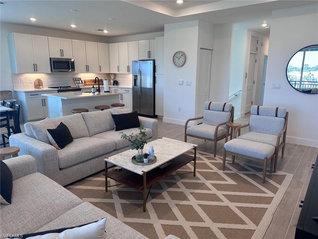 VILLA MAR BONITA BEACH - Residential Lease