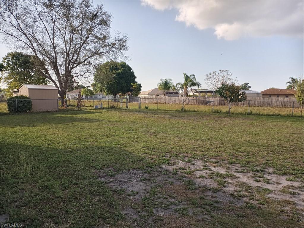 LEHIGH ACRES - Residential