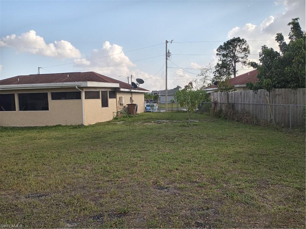 LEHIGH ACRES - Residential