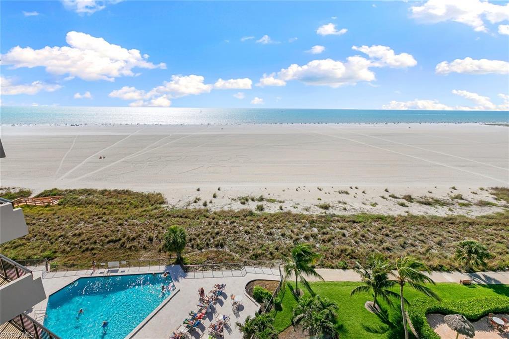 TRADEWINDS APTS OF MARCO ISLAND - Residential