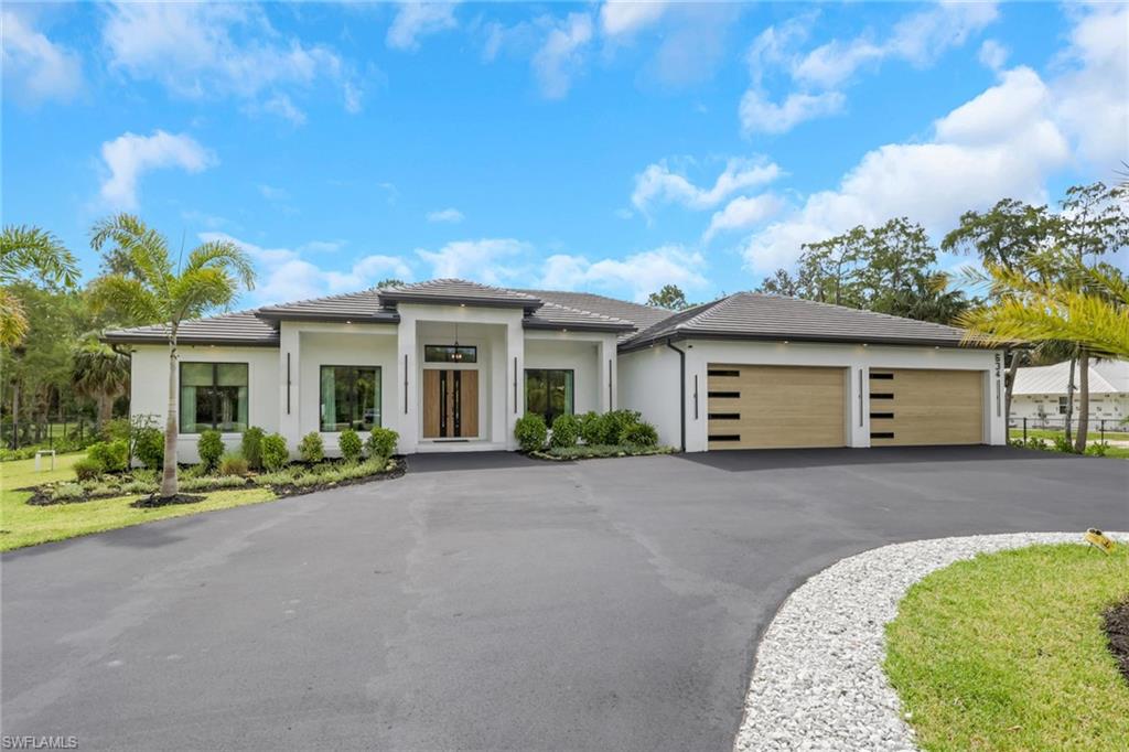 GOLDEN GATE ESTATES - Residential