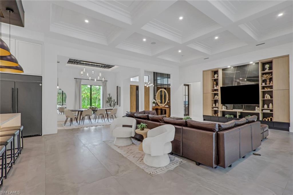GOLDEN GATE ESTATES - Residential