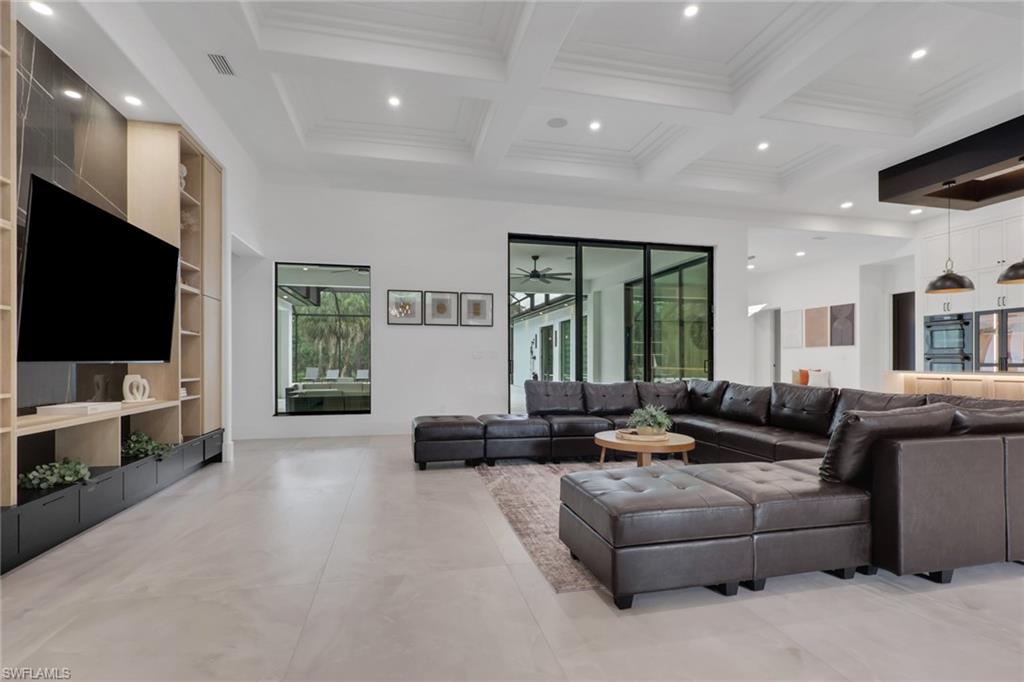 GOLDEN GATE ESTATES - Residential