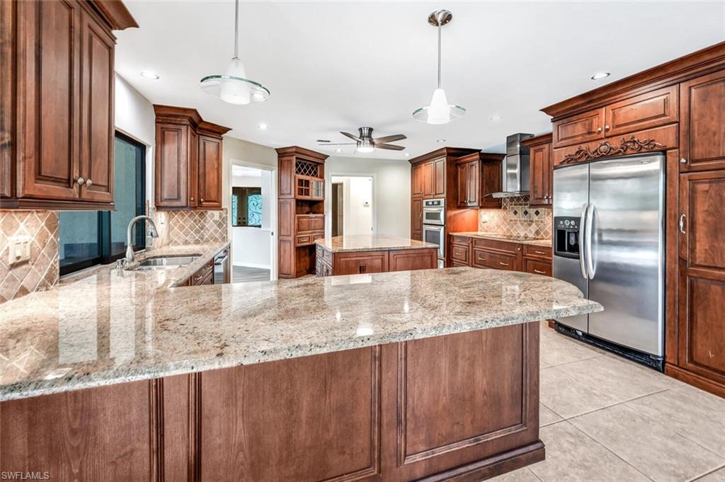 IMPERIAL GOLF ESTATES - Residential