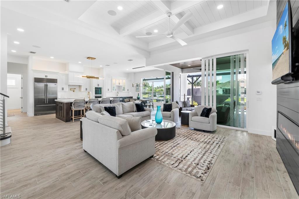 MARCO ISLAND - Residential
