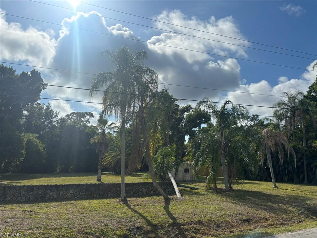 SUNCOAST ESTATES UNREC - Land