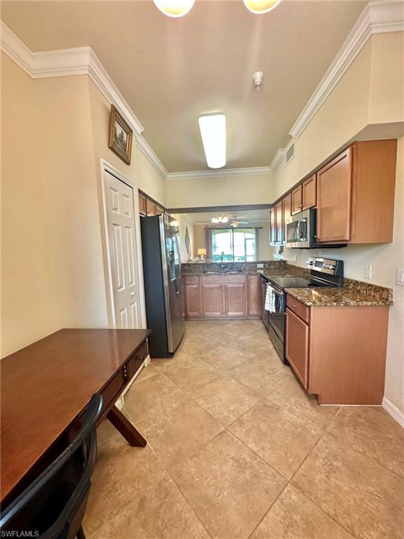 BONITA NATIONAL GOLF AND COUNTRY CLUB - Residential Lease