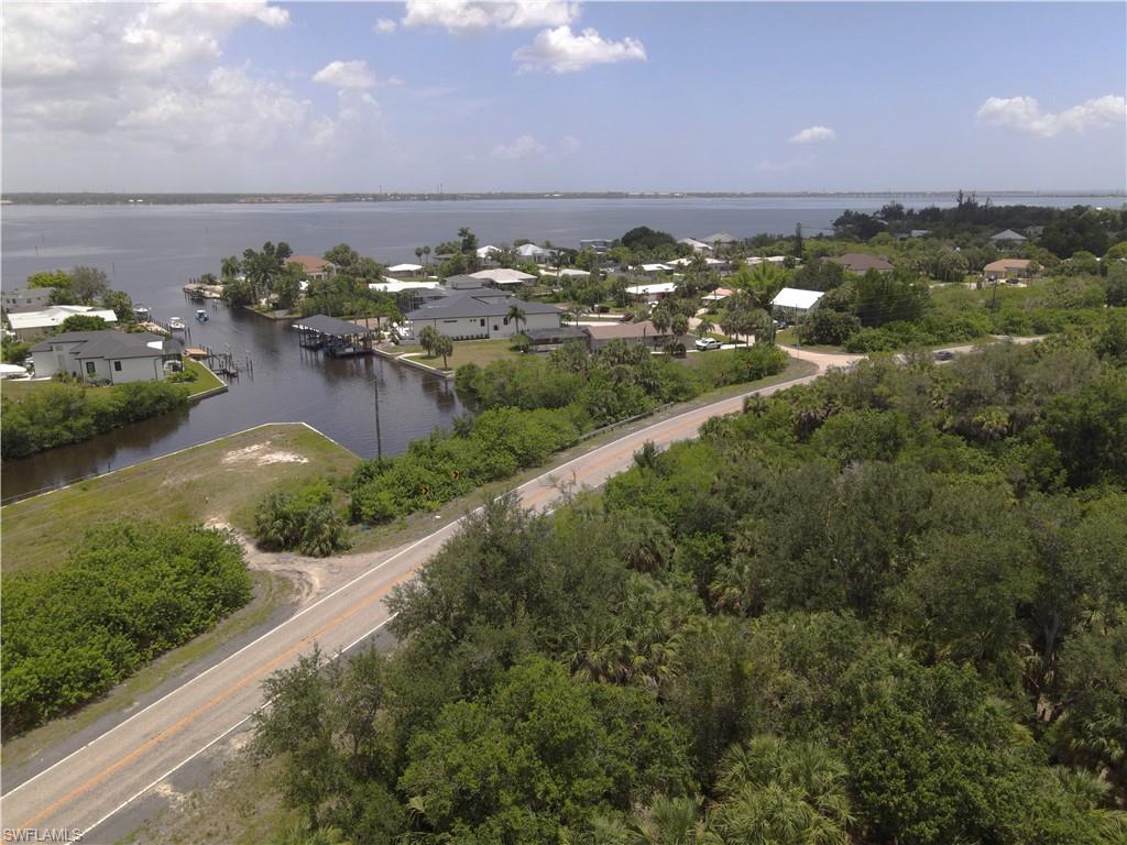PORT CHARLOTTE - Land