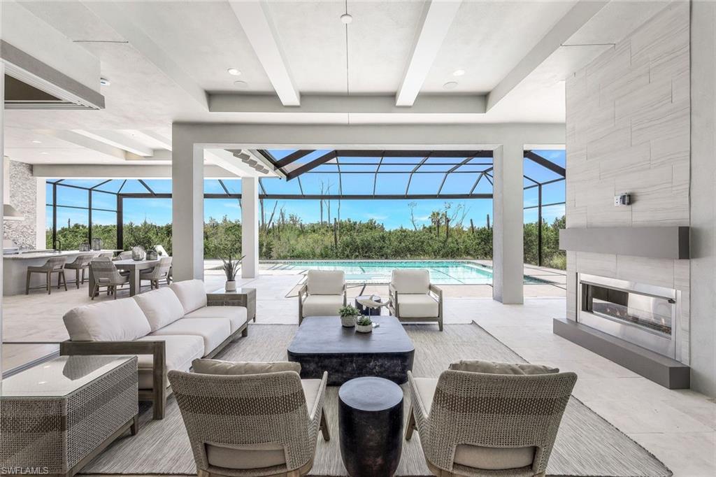 ISLES OF COLLIER PRESERVE - Residential