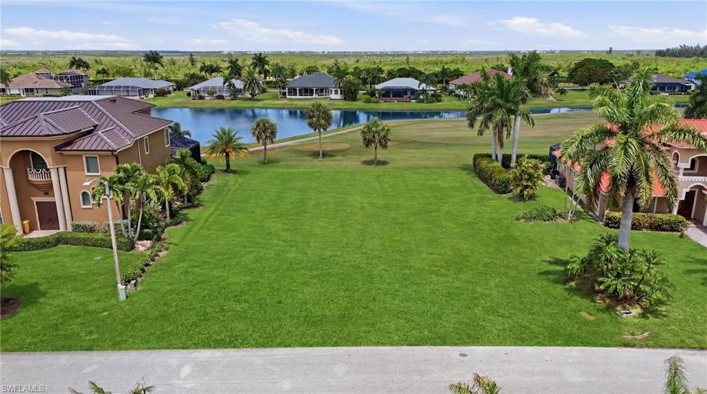 ROYAL TEE COUNTRY CLUB ESTATES - Land