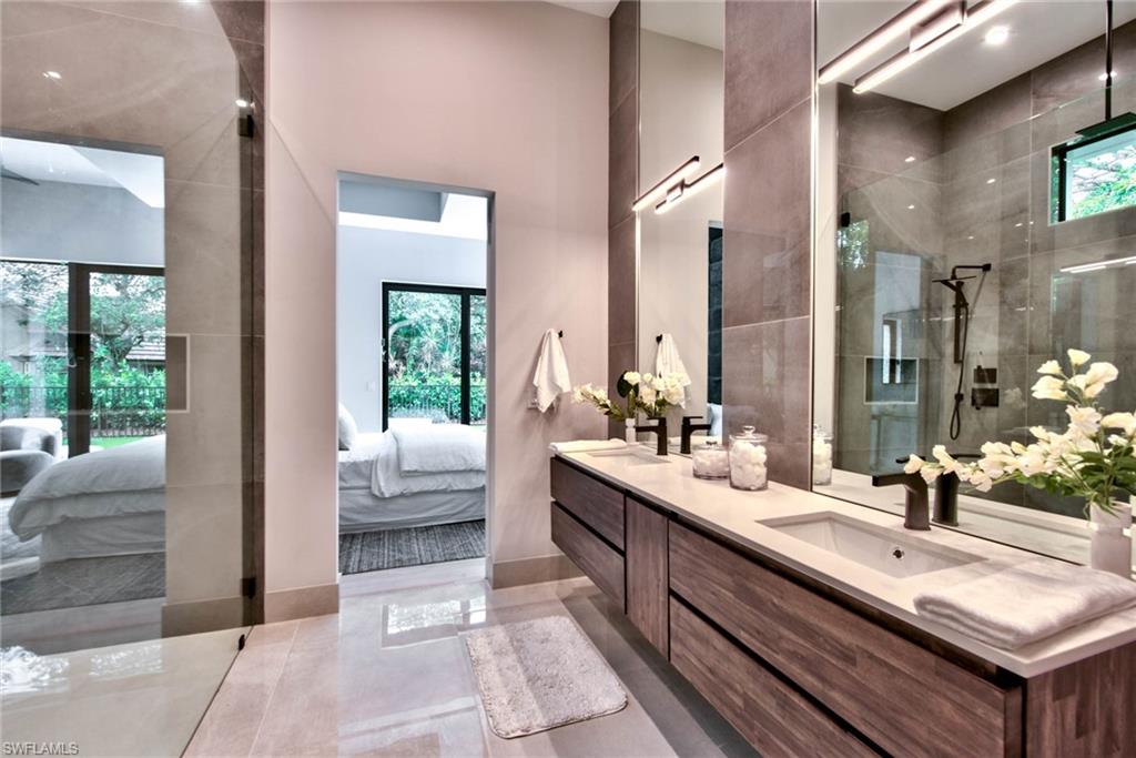 OAKMONT - Residential