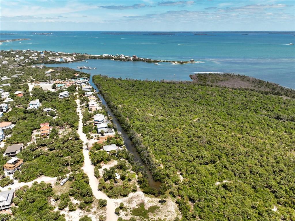 CASTAWAY KEY UNRECORDED SUBDIVISION - Land