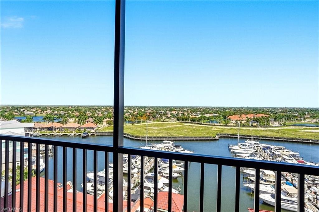 CAPE HARBOUR - Residential