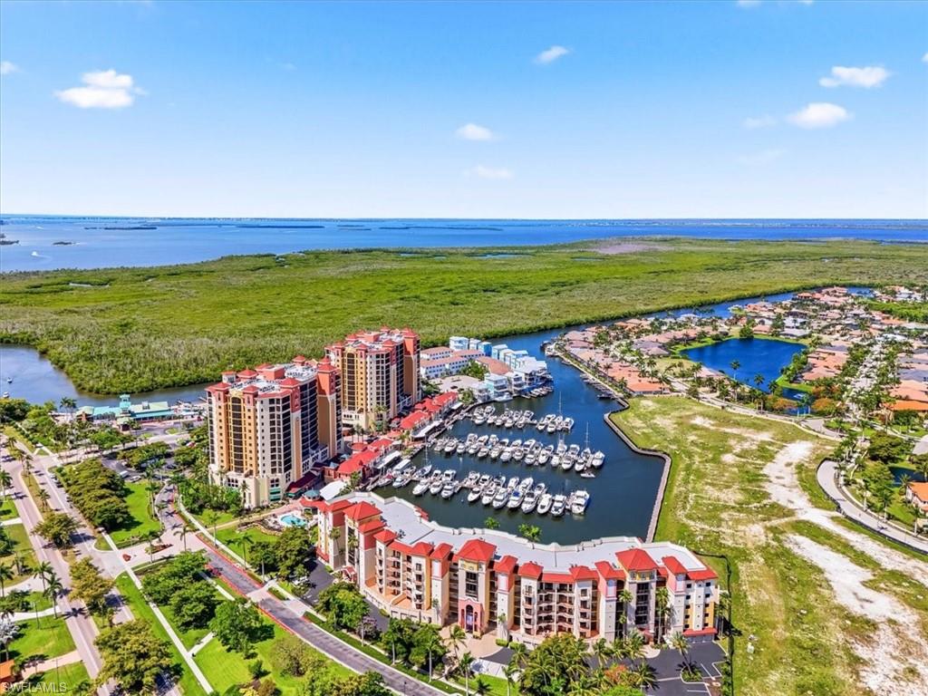 CAPE HARBOUR - Residential