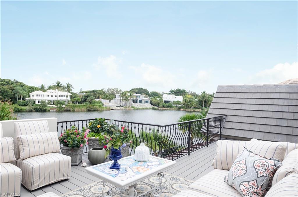 OLDE NAPLES - Residential