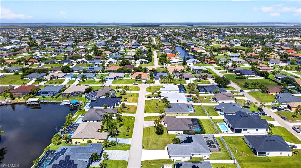 CAPE CORAL - Residential