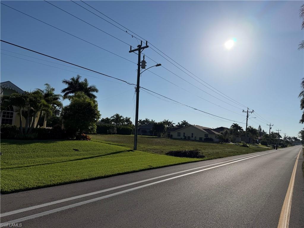 CAPE CORAL - Land