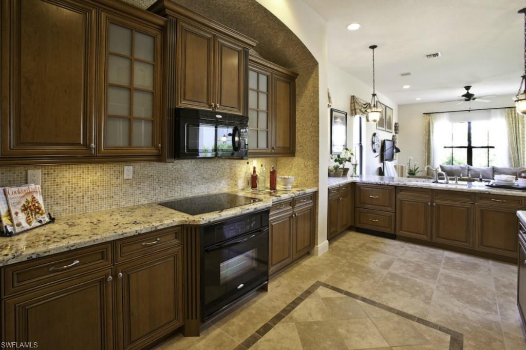 MAPLE RIDGE - Residential