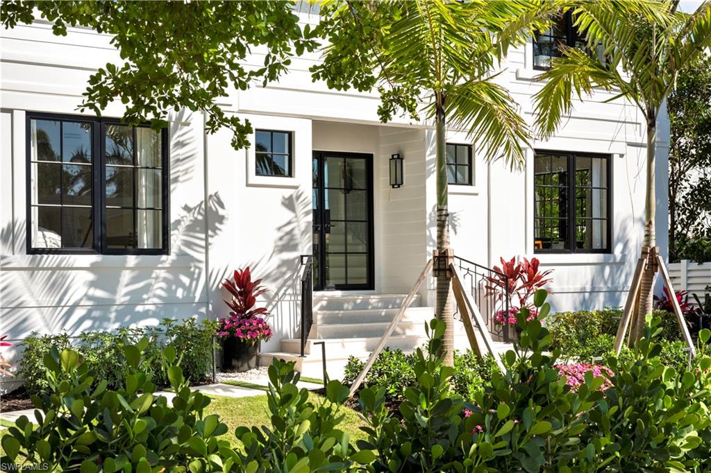 OLDE NAPLES - Residential
