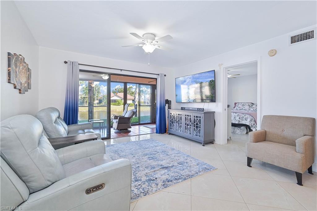 ADMIRALTY YACHT & RACQUET CLUB - Residential