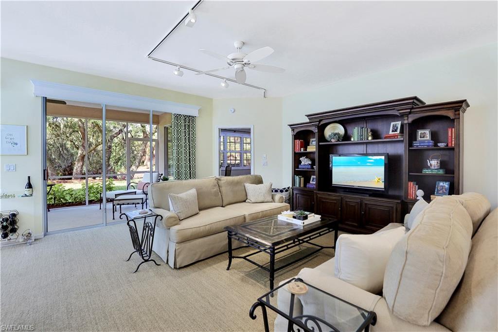 SOUTHBRIDGE - Residential