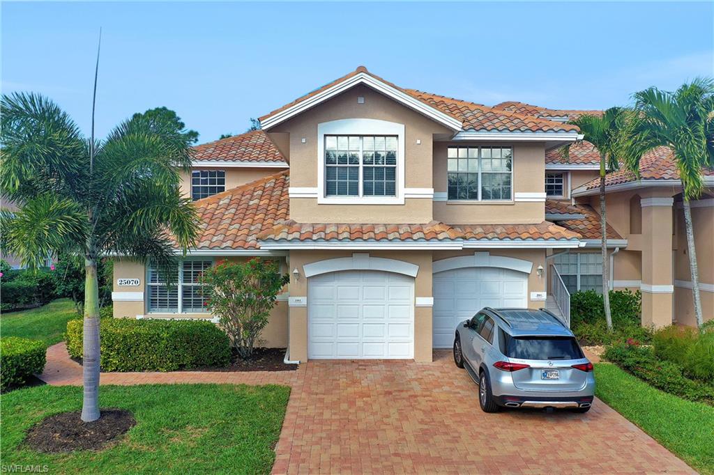 SOUTHBRIDGE - Residential