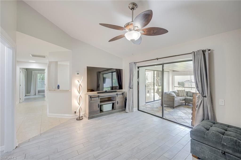 VILLAS FIVE - Residential
