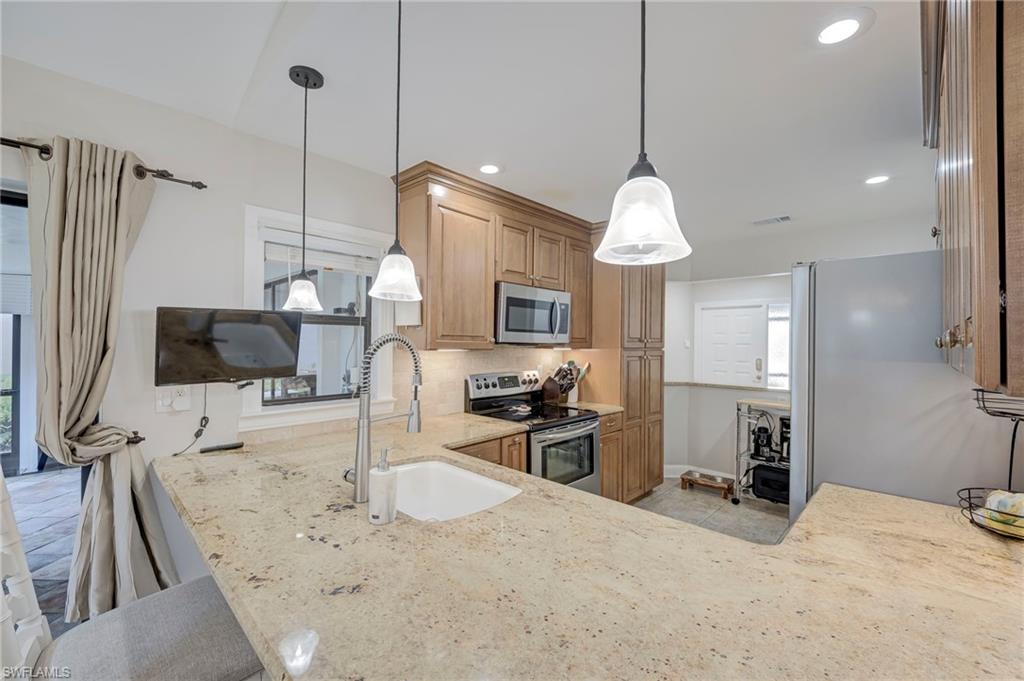 VILLAS FIVE - Residential