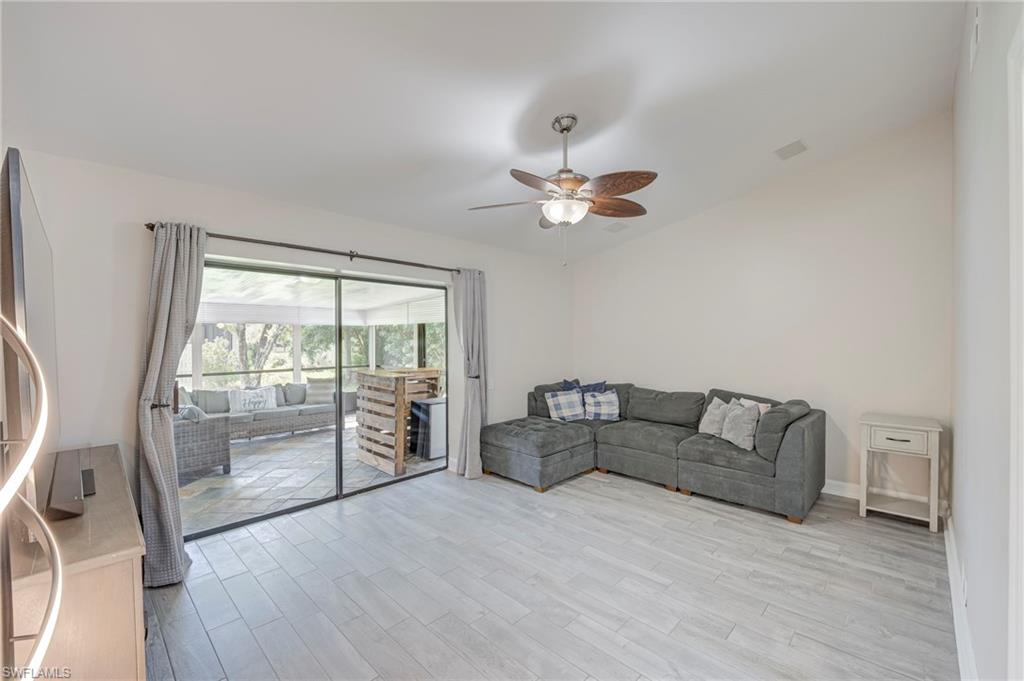 VILLAS FIVE - Residential