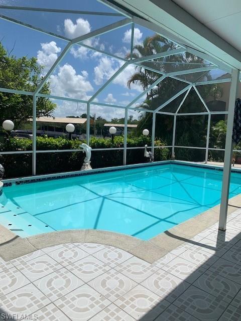 BELLE AIRE LAGOON - Residential