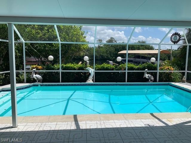 BELLE AIRE LAGOON - Residential