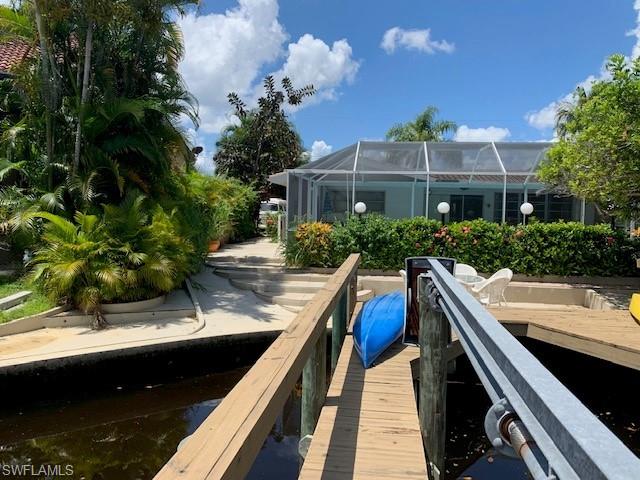 BELLE AIRE LAGOON - Residential